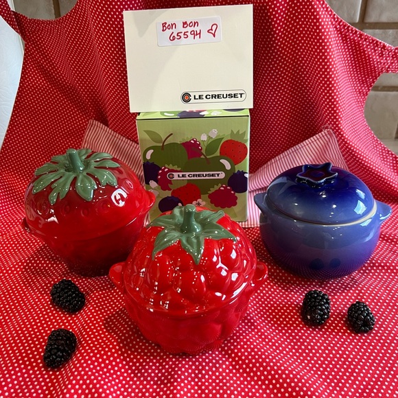 Le Creuset Other - 🫐Le Creuset 🍓 Rasberry Casserole ~ Cocotte Framboise 🆕 Very RARE🍓🍓🫐